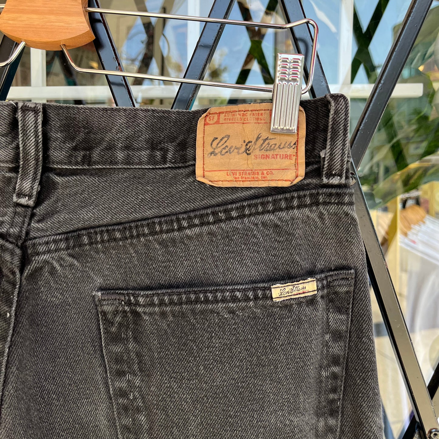 Levi’s Black Denim Pants - Size 34W