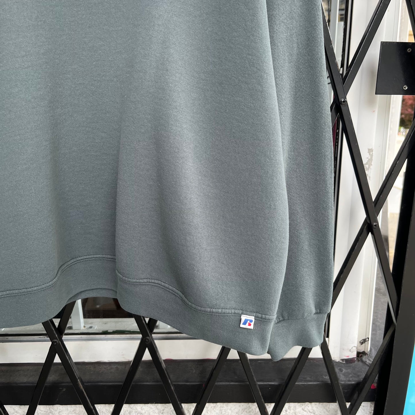 Russell Blank Crewneck - Size XL
