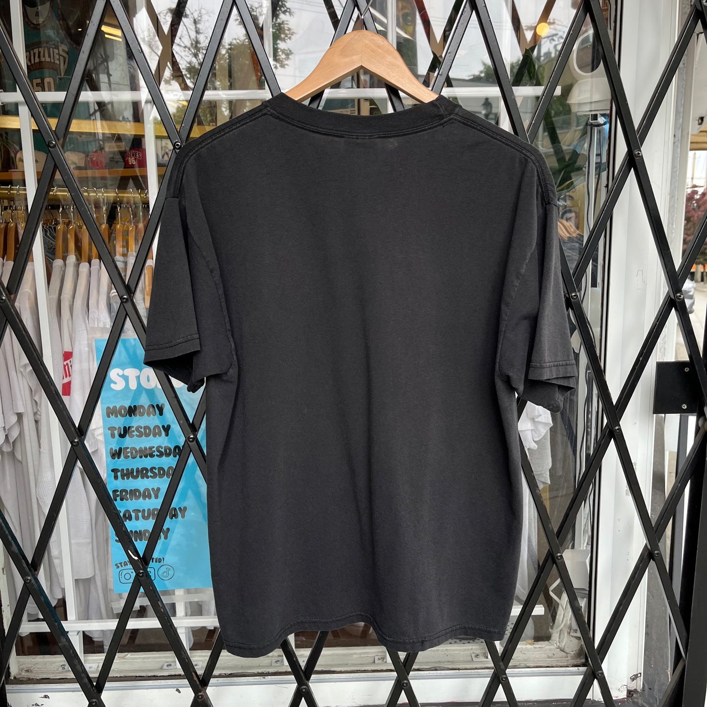 Vintage Speedy Service Car Tee - Size L