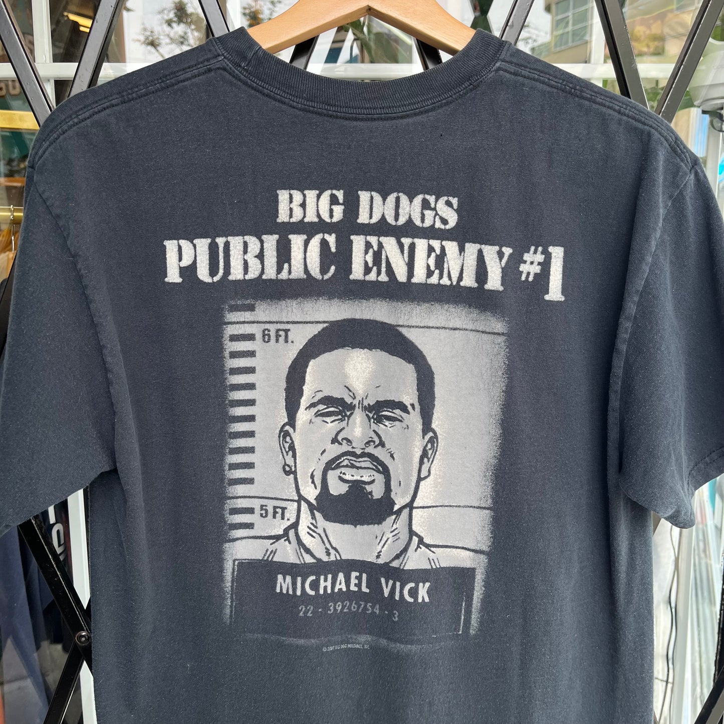 2007 Big Dawgs Tee - Size S