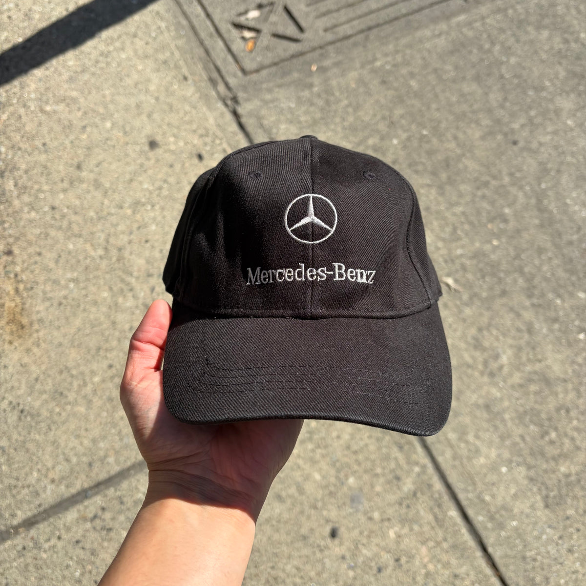 Mercedes Benz Hat