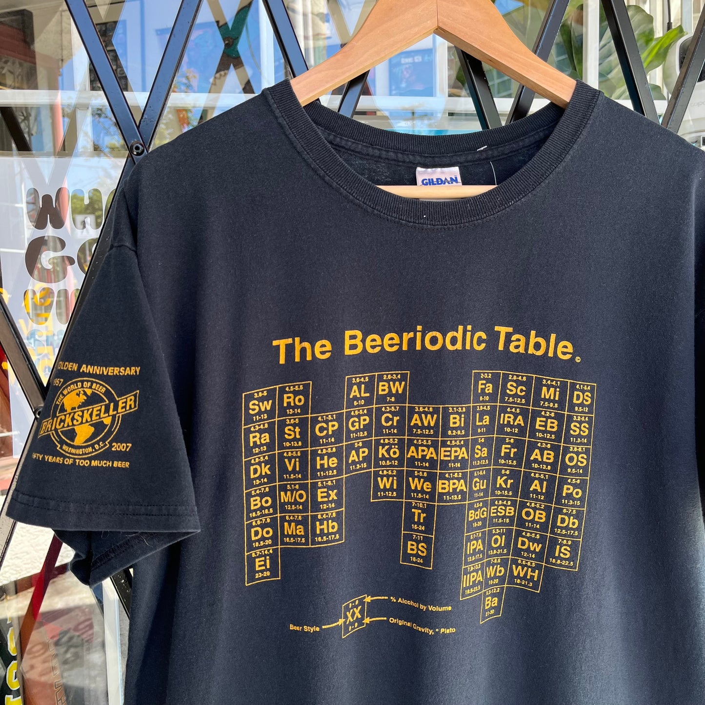 The Beeriodic Table of Contents Tee - Size L