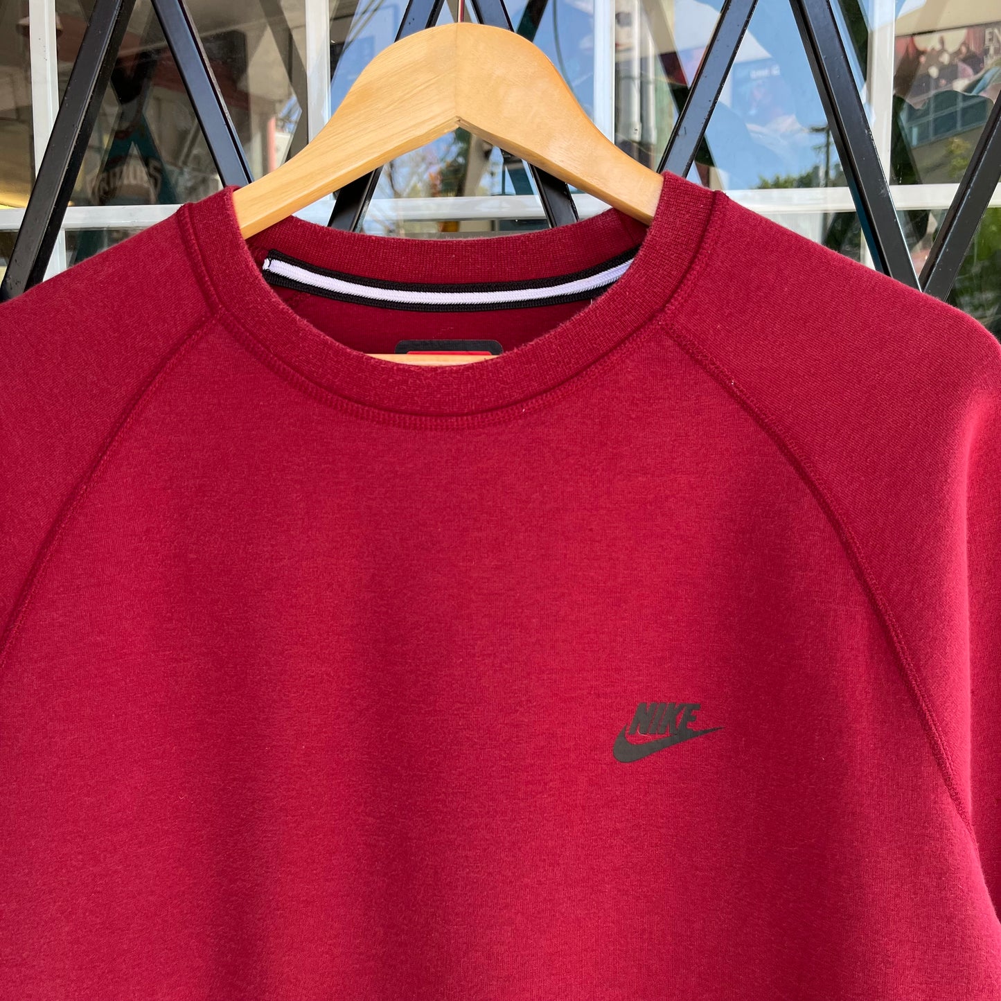 Nike Tech Fleece Crewneck - Size L