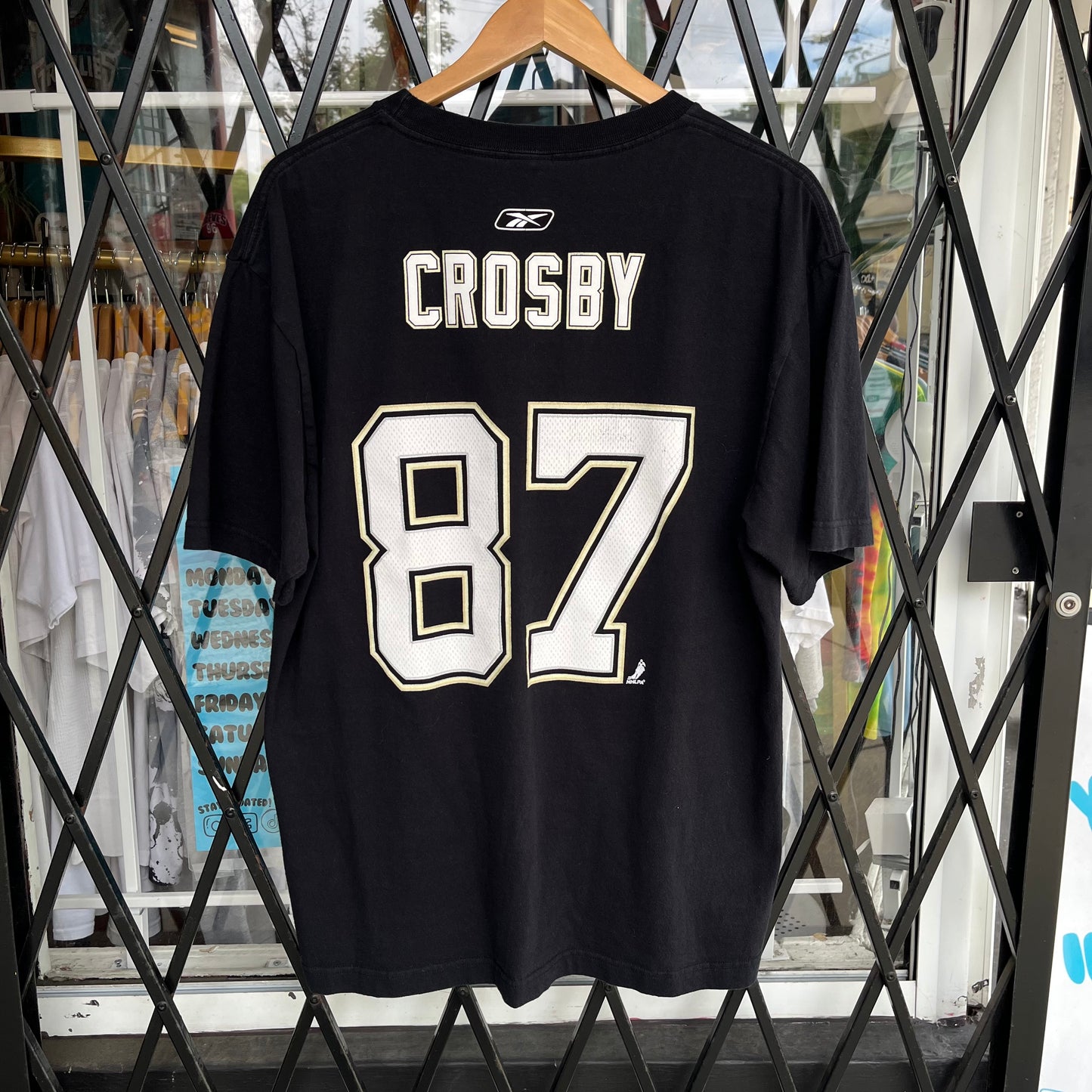 Pittsburgh Penguins Crosby Tee - Size L