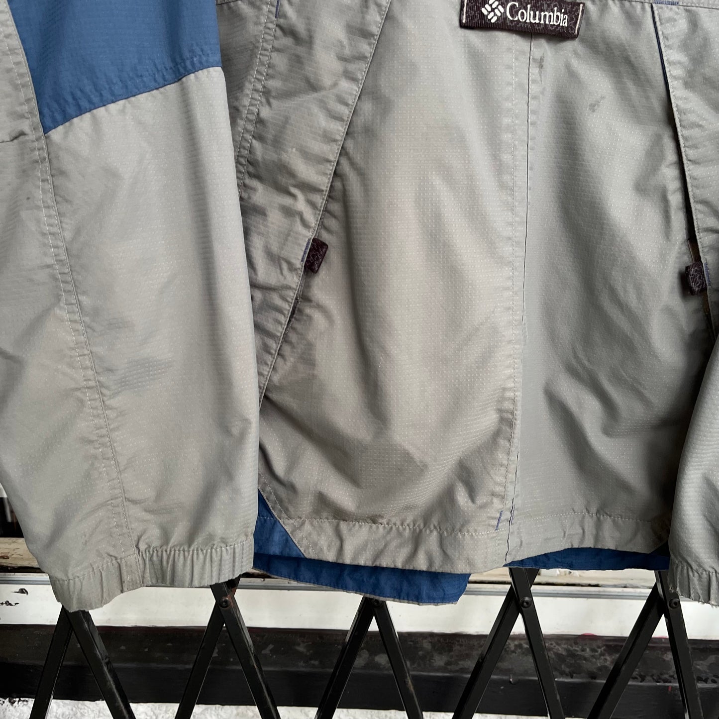 Vintage Columbia Pullover Windbreaker - Size M