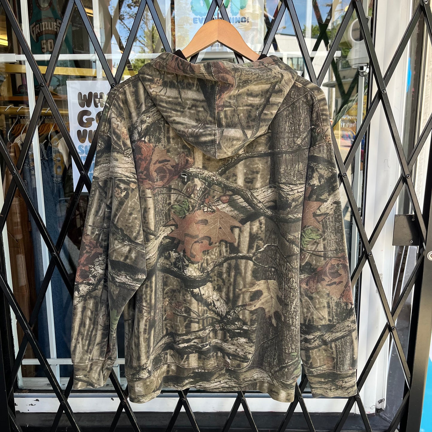 Realtree Saskatchewan Roughriders Hoodie - Size XL