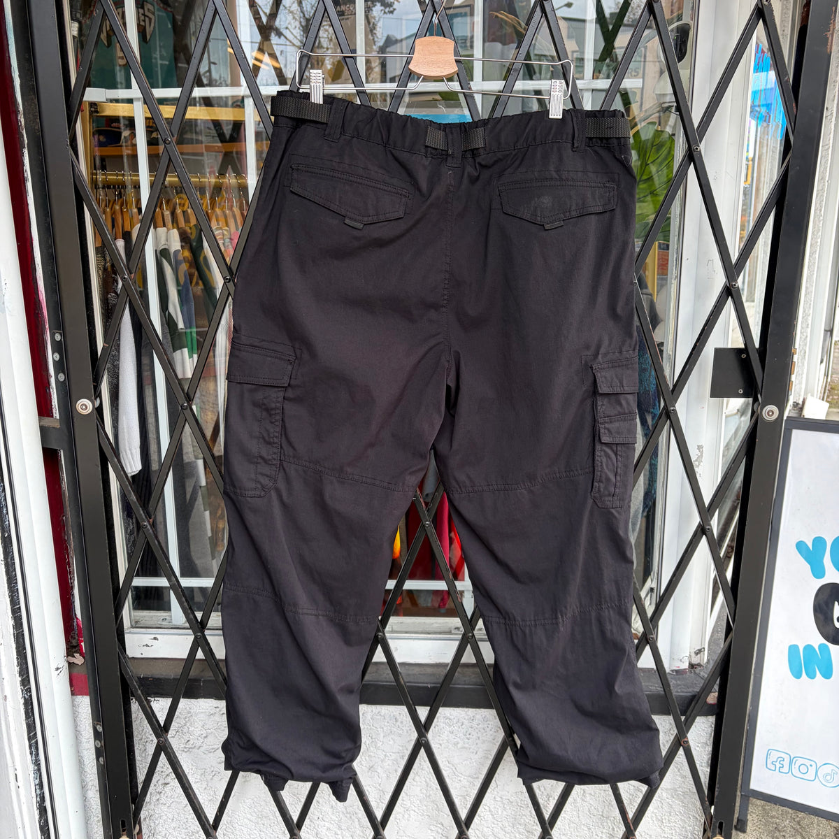 Outdoor Insulated Pants - Size XL x 32L