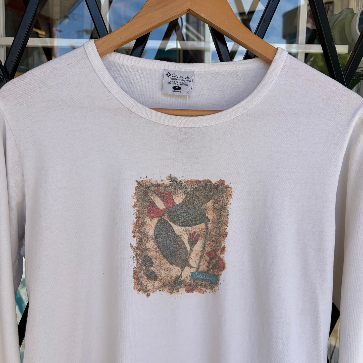 Vintage Columbia Long Sleeve - Size Women’s M