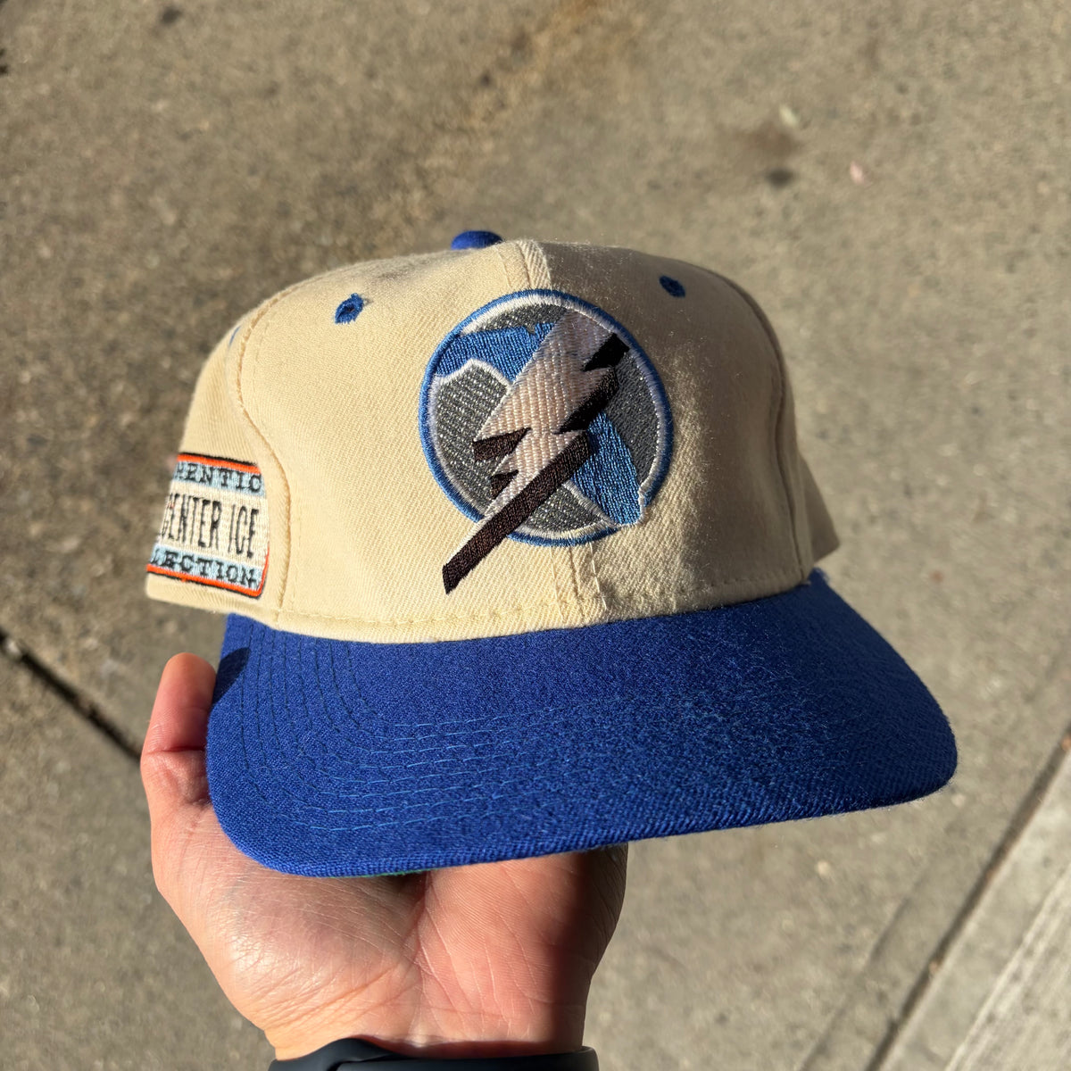 Vintage Tampa Bay Lightning Back Script Fitted Hat - Size 7 1/4
