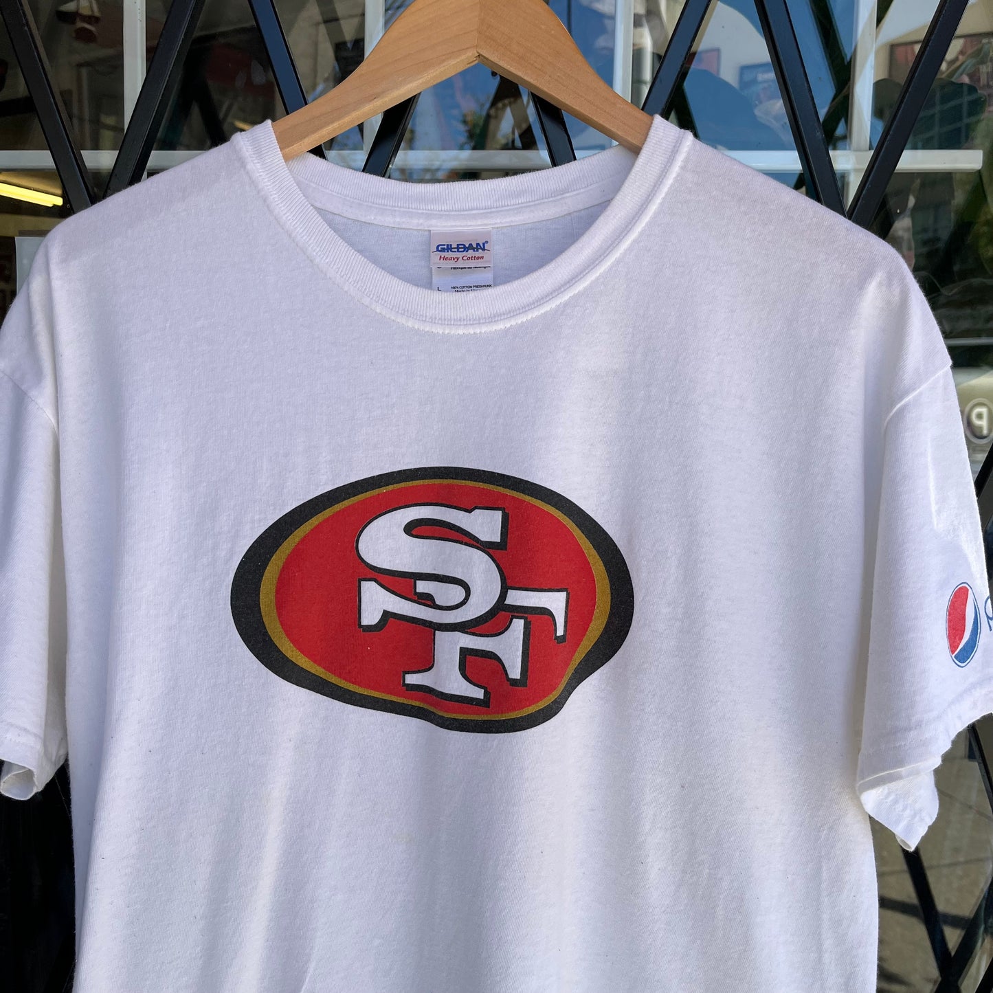 San Francisco 49ers Tee - Size L
