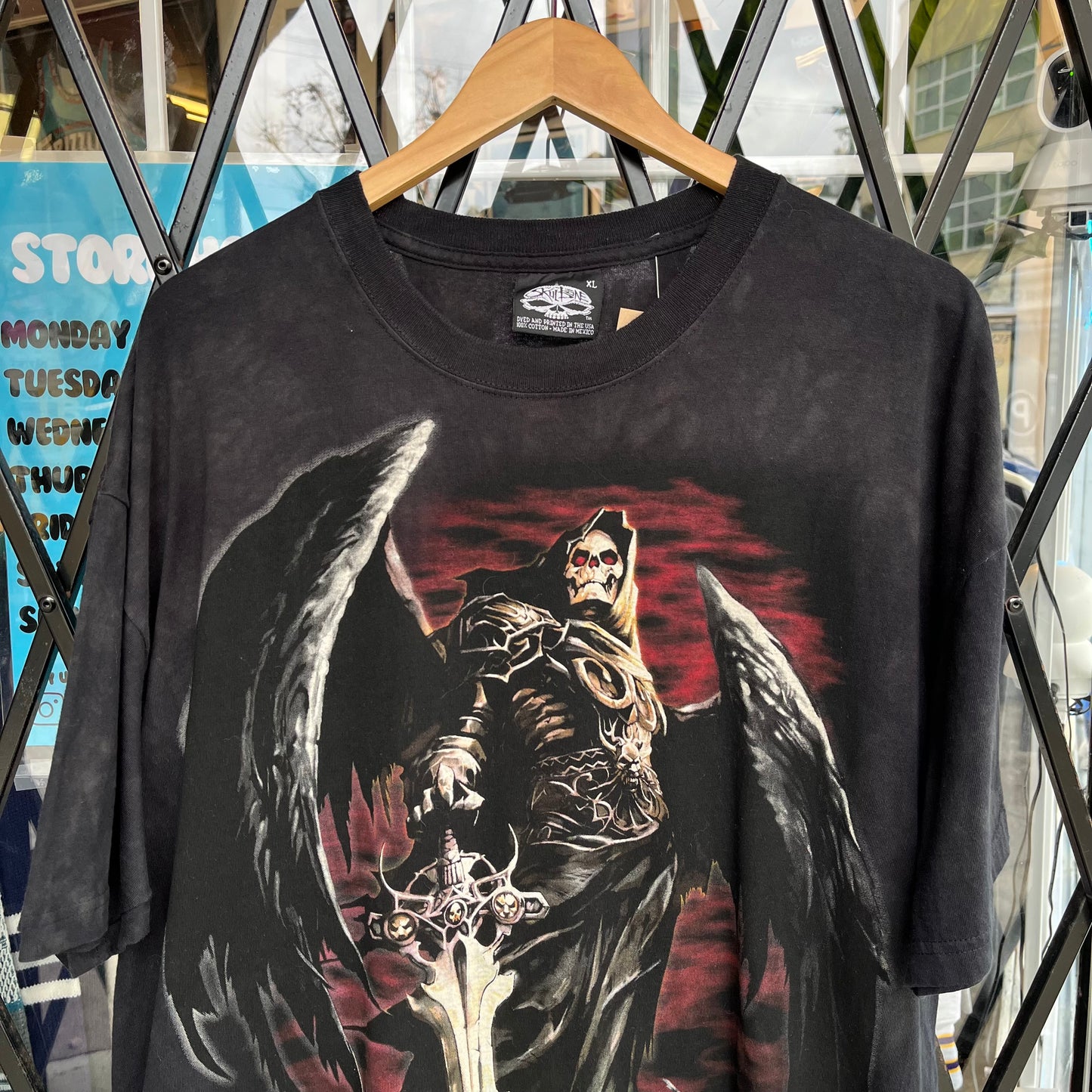 2005 Skull Bone Skeleton Warrior Tee - Size XL