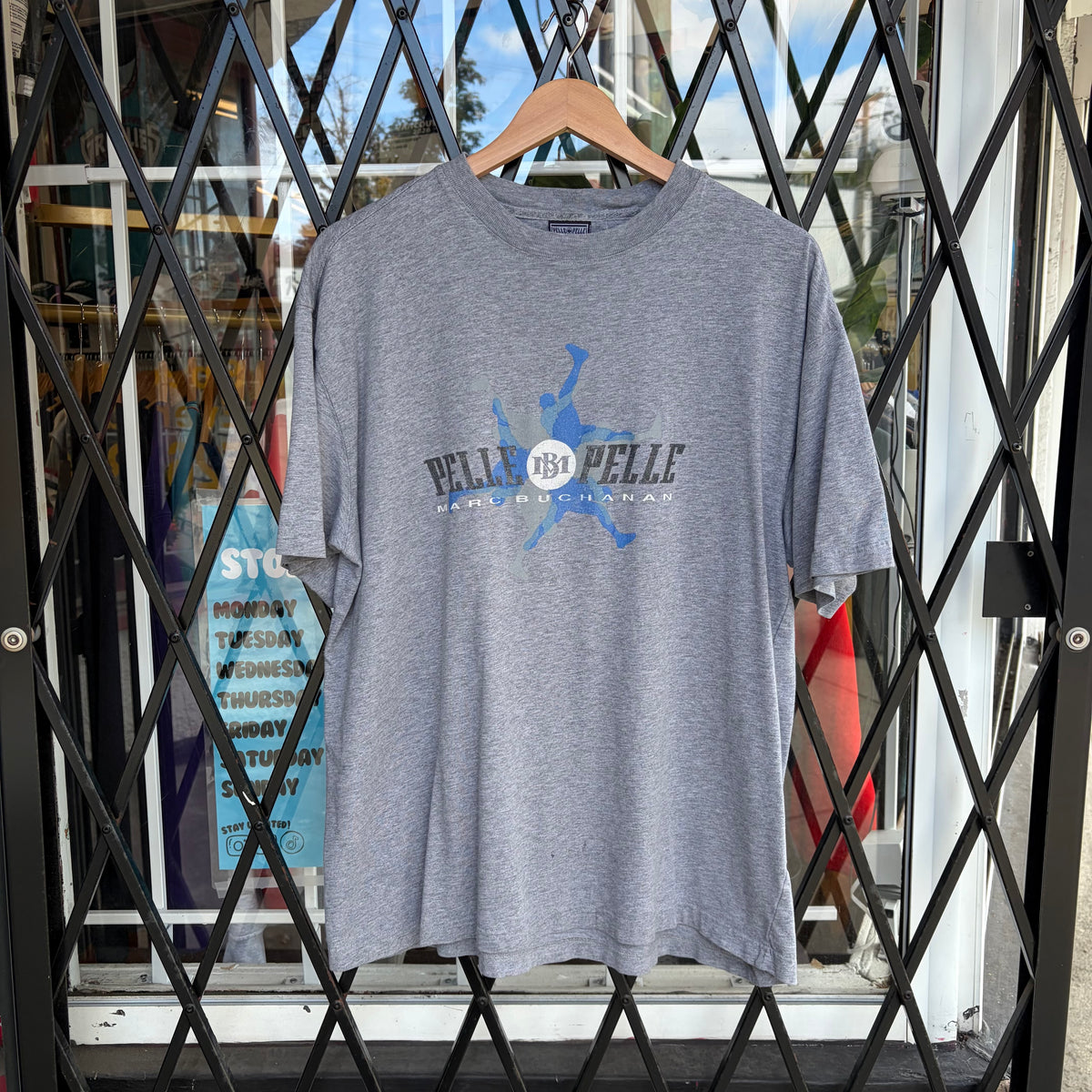 Vintage Pelle Pelle Tee - Size L