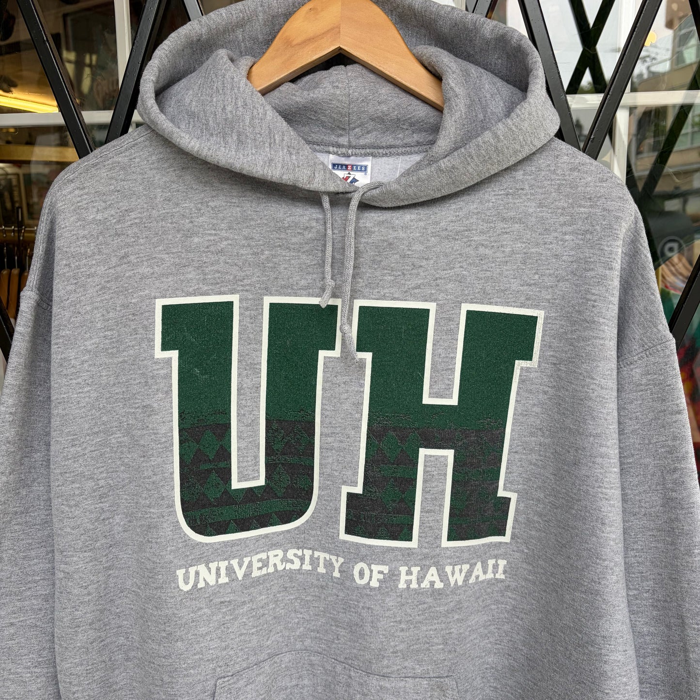 University of Hawaii Hoodie - Size XL