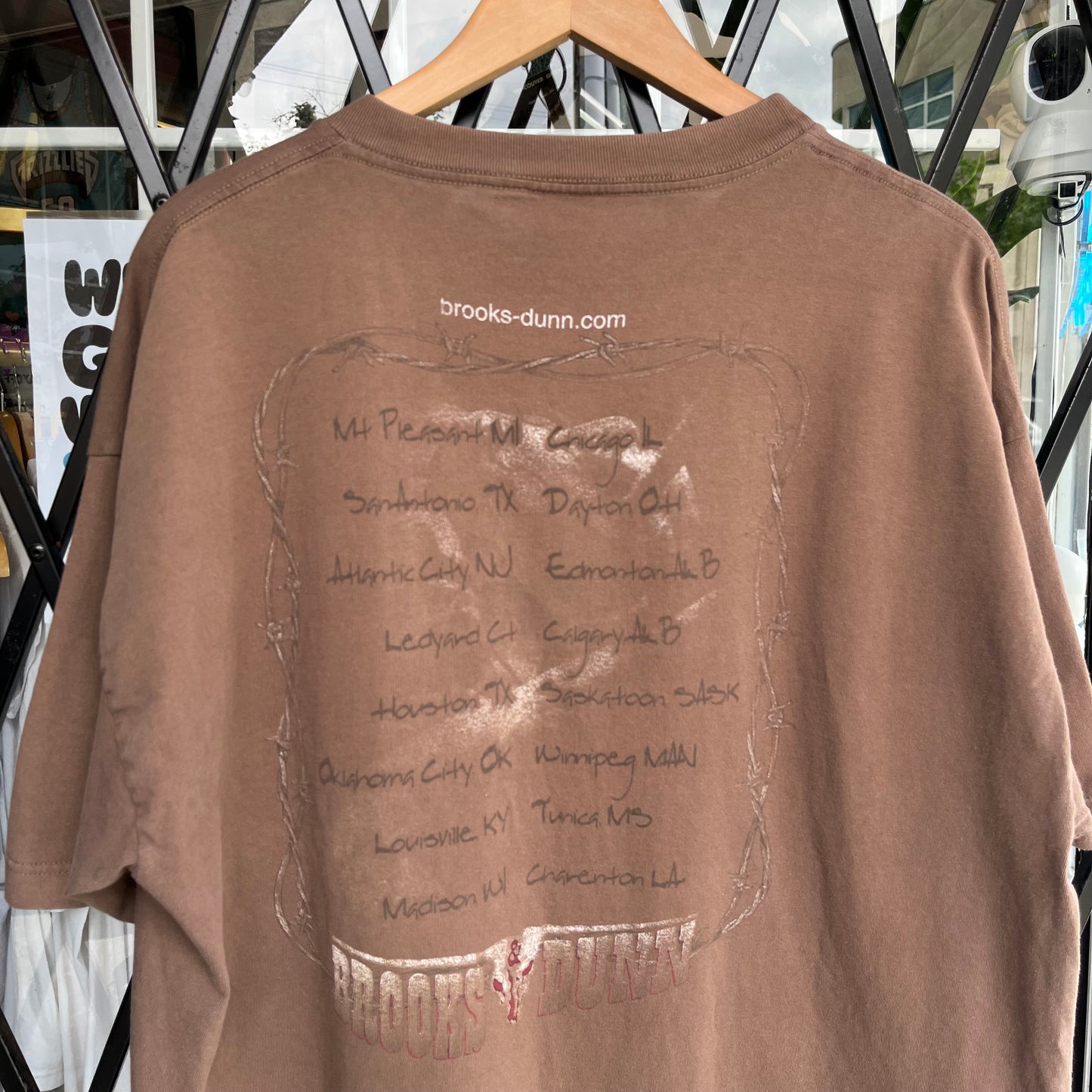 2000 Brooks & Dunn Tour Tee - Size XXL