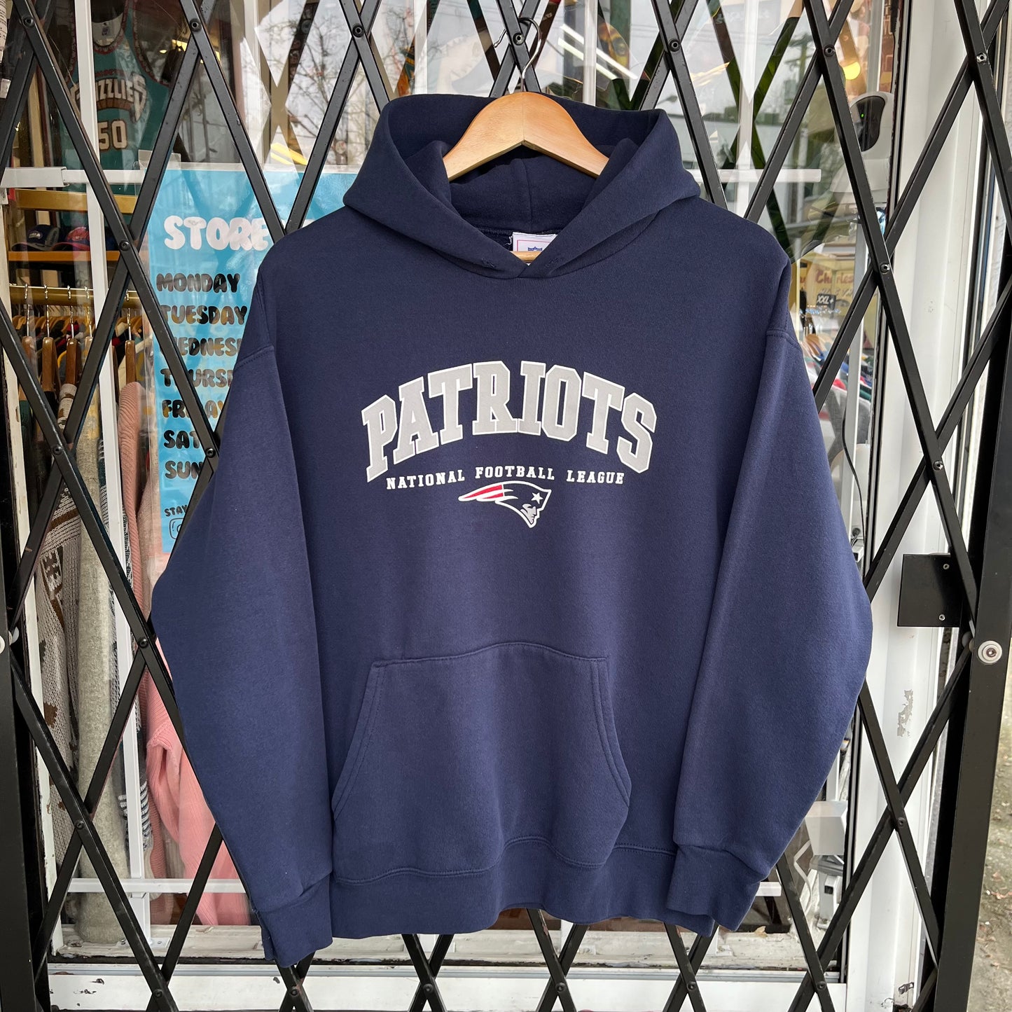 Vintage New England Patriots Hoodie - Size L