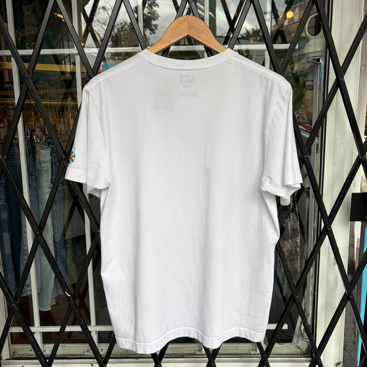 Uniqlo x Murakami Tee - Size L