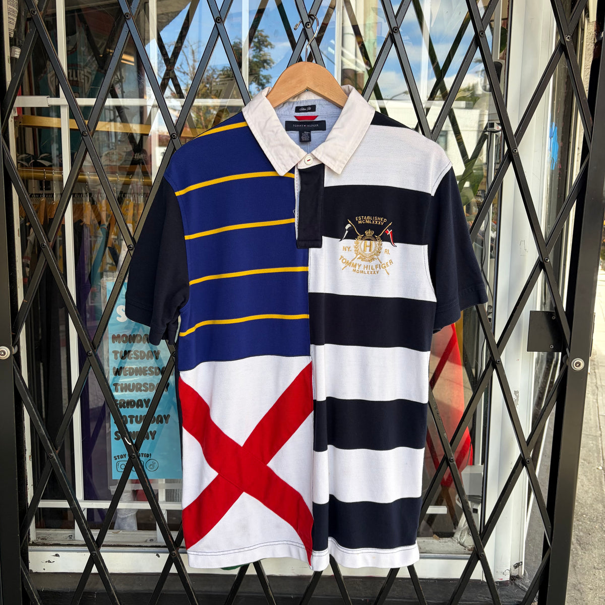 Tommy Hilfiger Shirt - Size XL