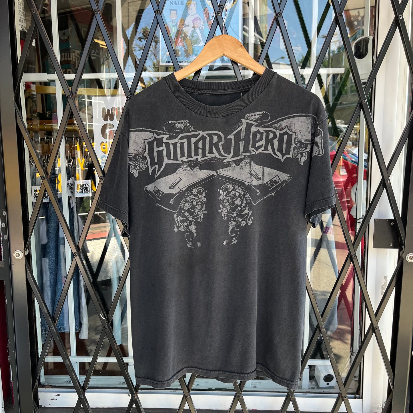 2007 Guitar Hero Promo Tee - Size L
