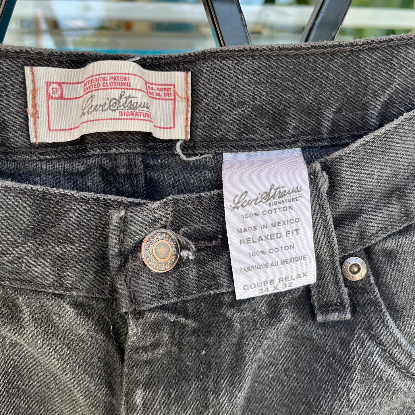 Levi’s Black Denim Pants - Size 34W