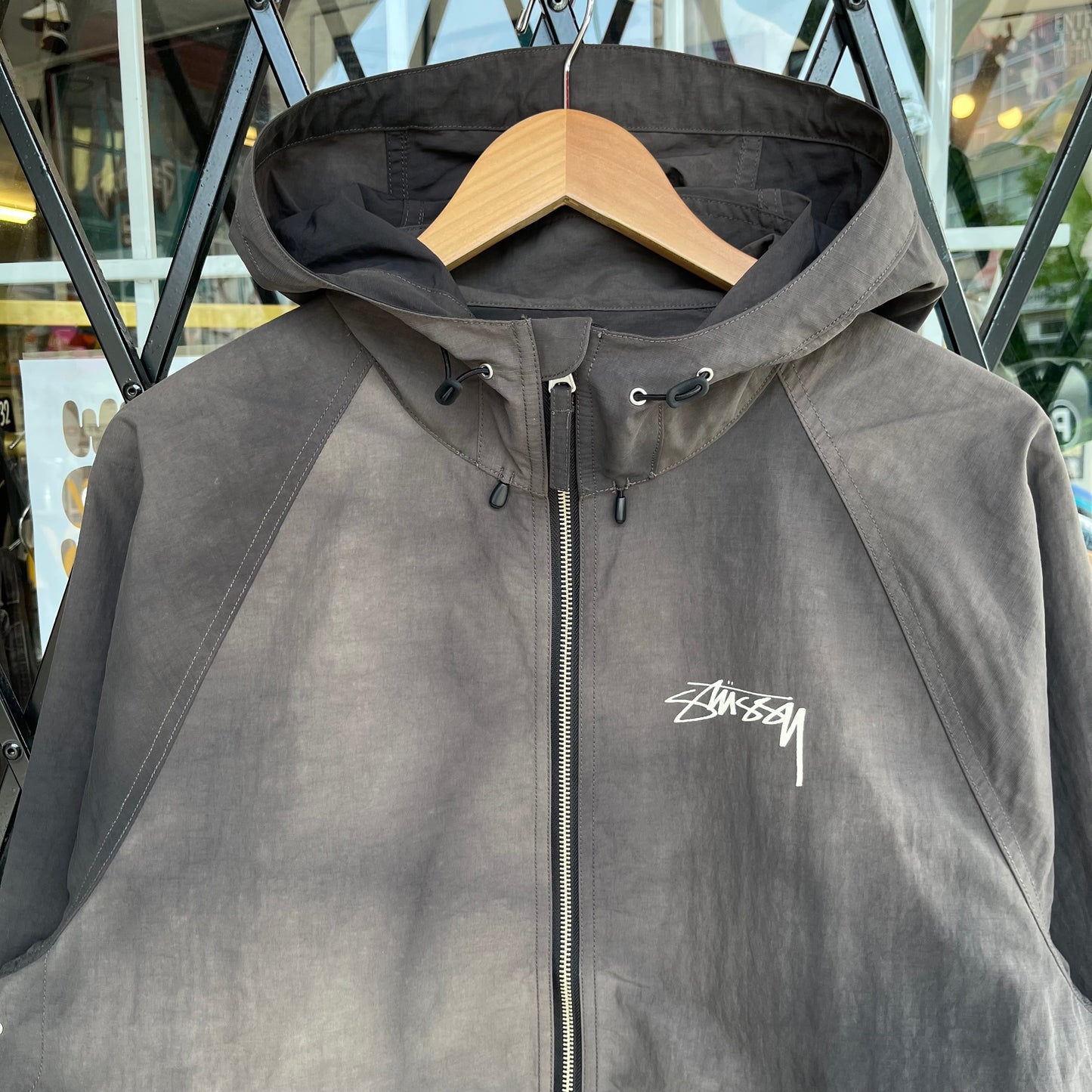 Stussy Beach Shell Wave Dye Jacket Black - Size M
