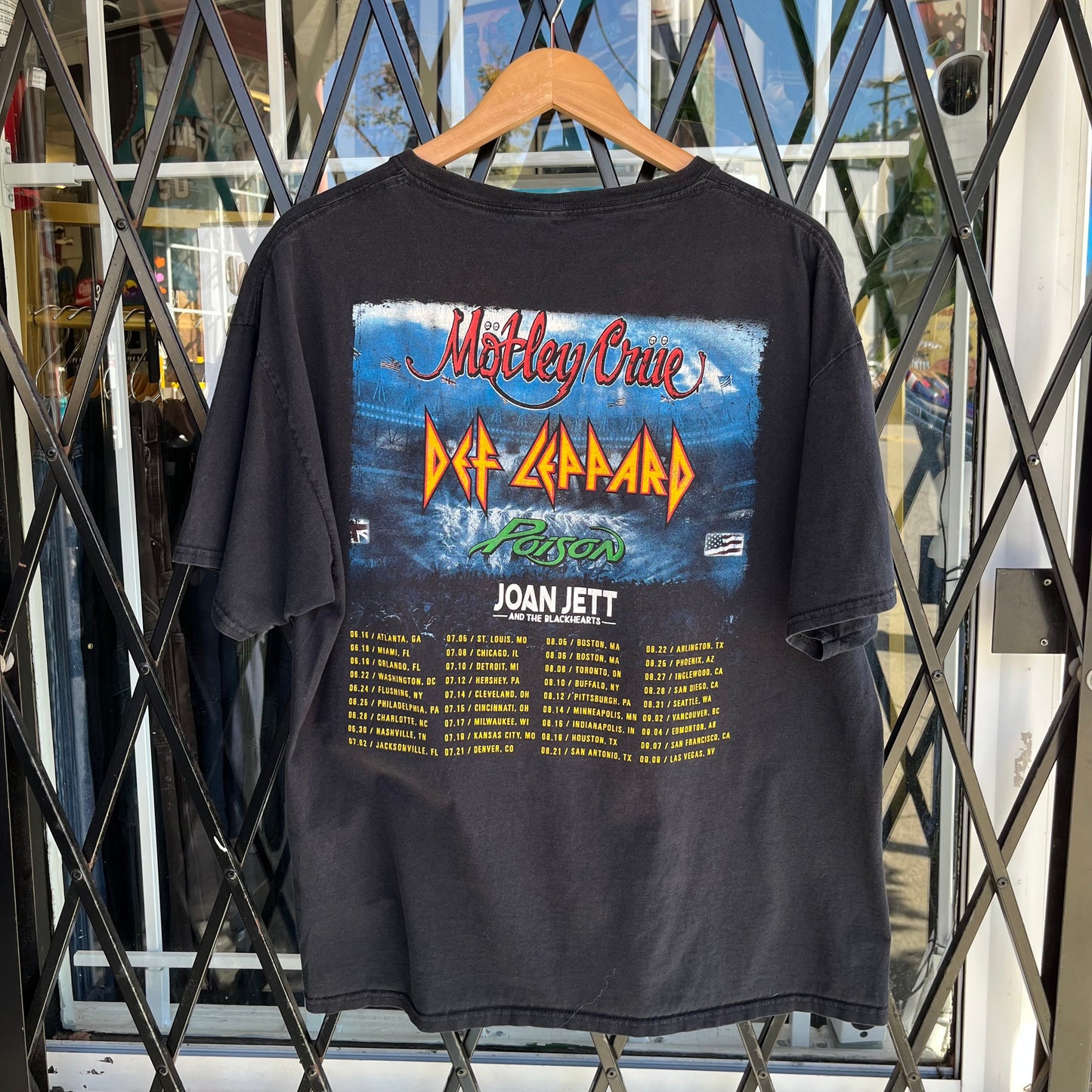 Motley Crüe Stadium Tour Tee - Size L