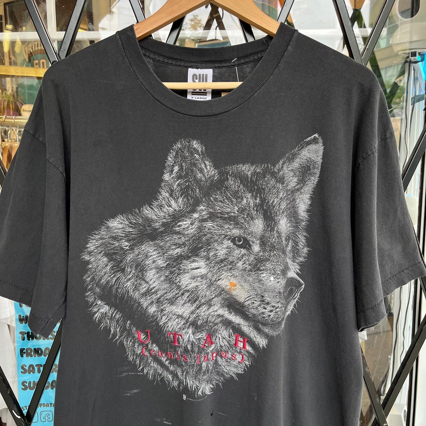 Vintage Wolf Tee - Size XL