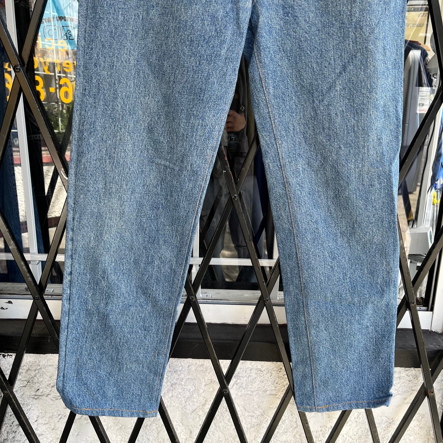 Vintage Levi’s Denim Pants - Size 28W x 28L