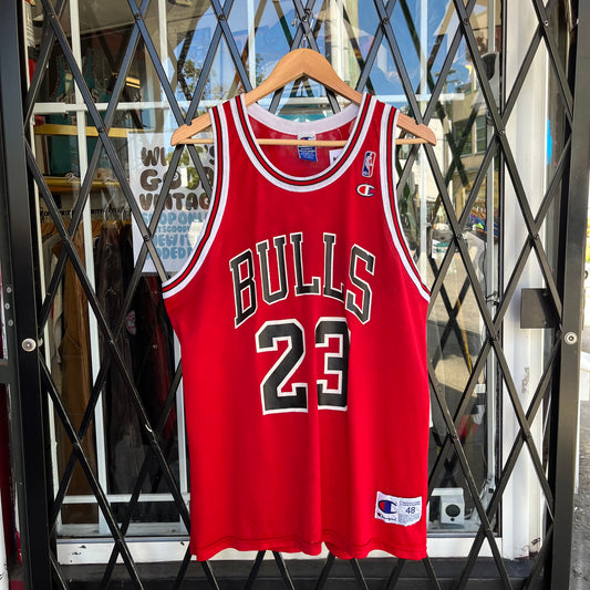 Vintage Champion Jordan Chicago Bulls Jersey - Size 48 (XL)