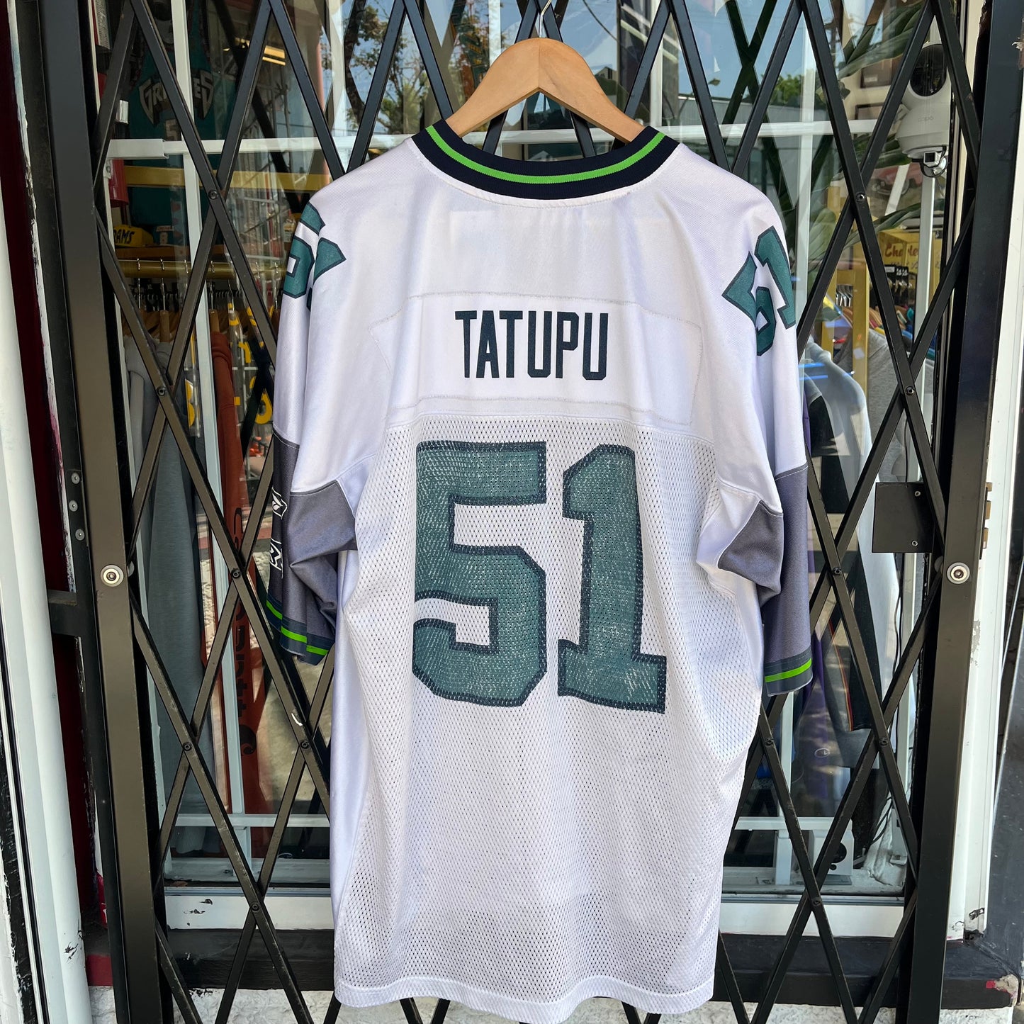 Seattle Seahawks Tatupu Jersey - Size XL
