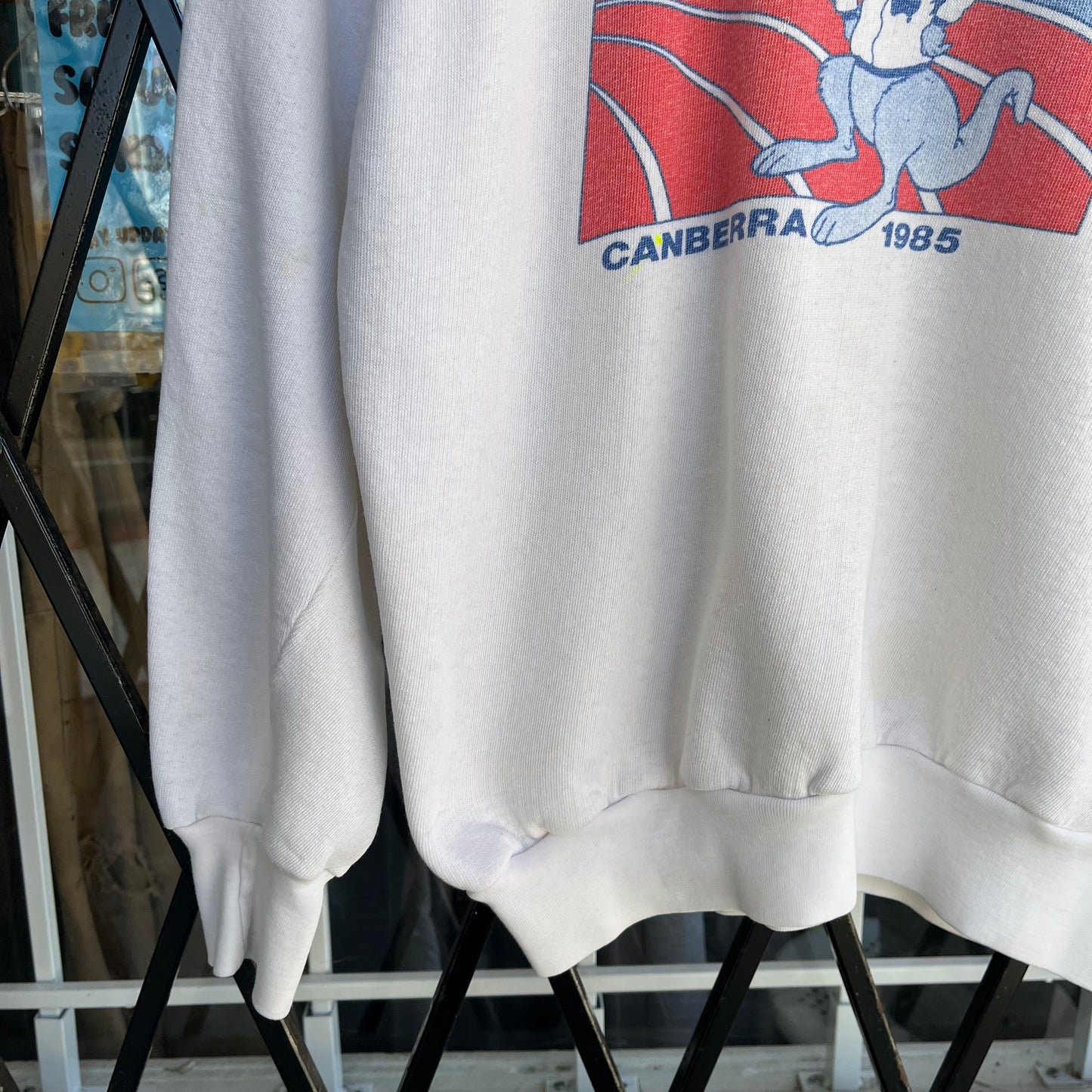 1985 World Athletics Championships Canberra Australia Crewneck - fits size M