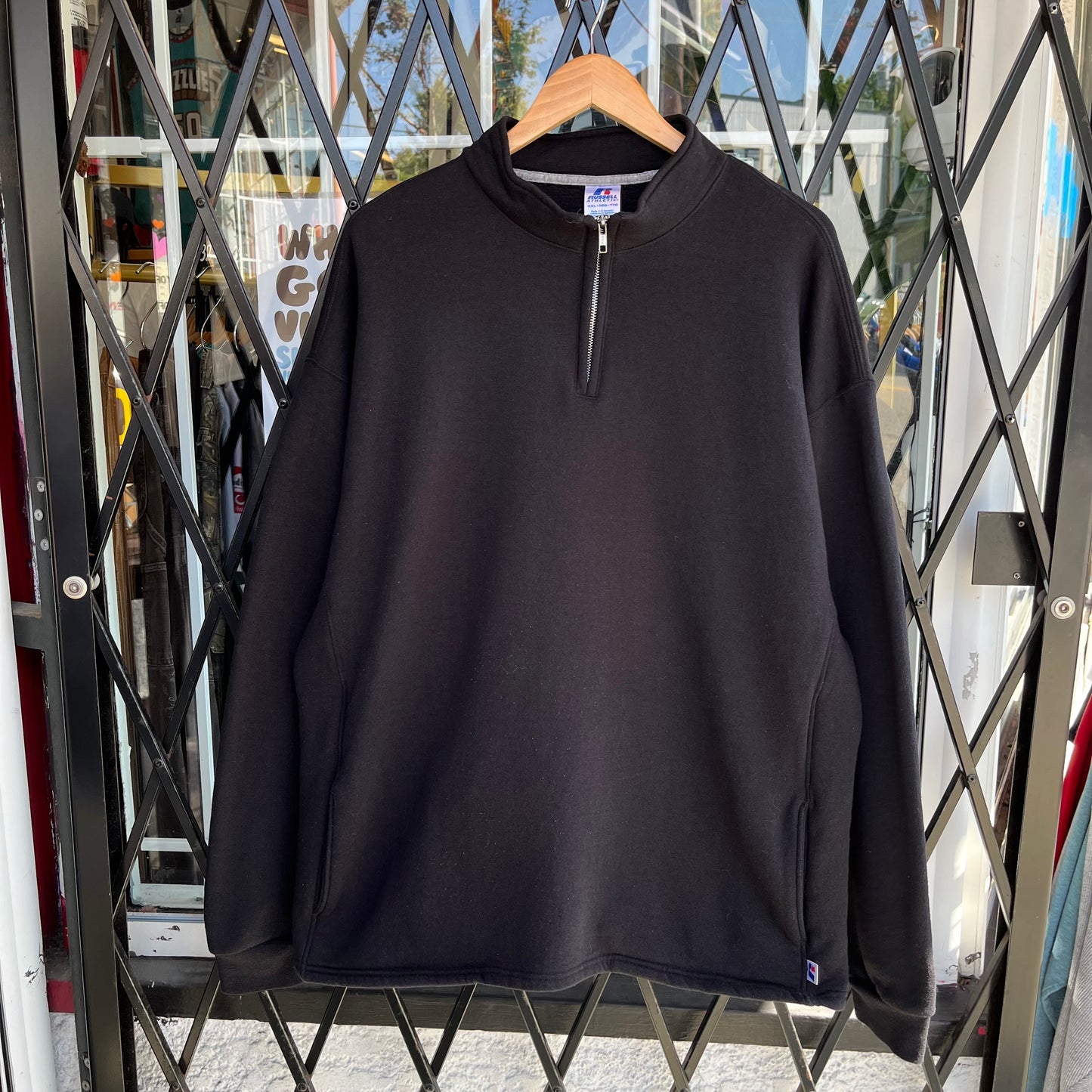 Russell Quarter Zip Sweater - Size XXL