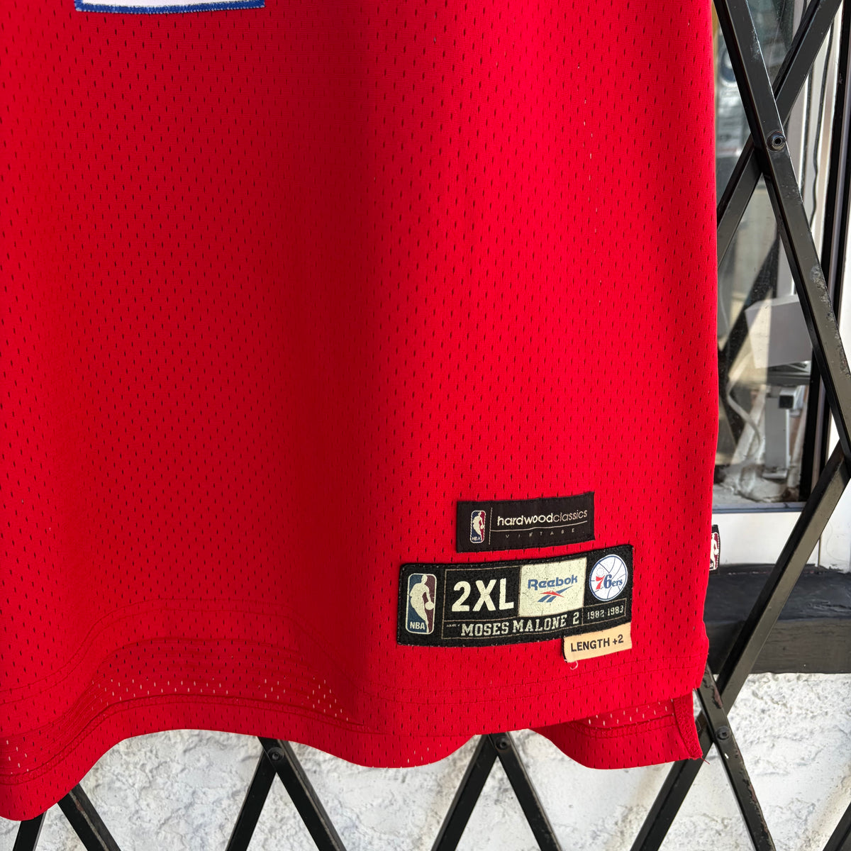 Vintage Reebok Moses Malone 76ers Jersey - Size XXL