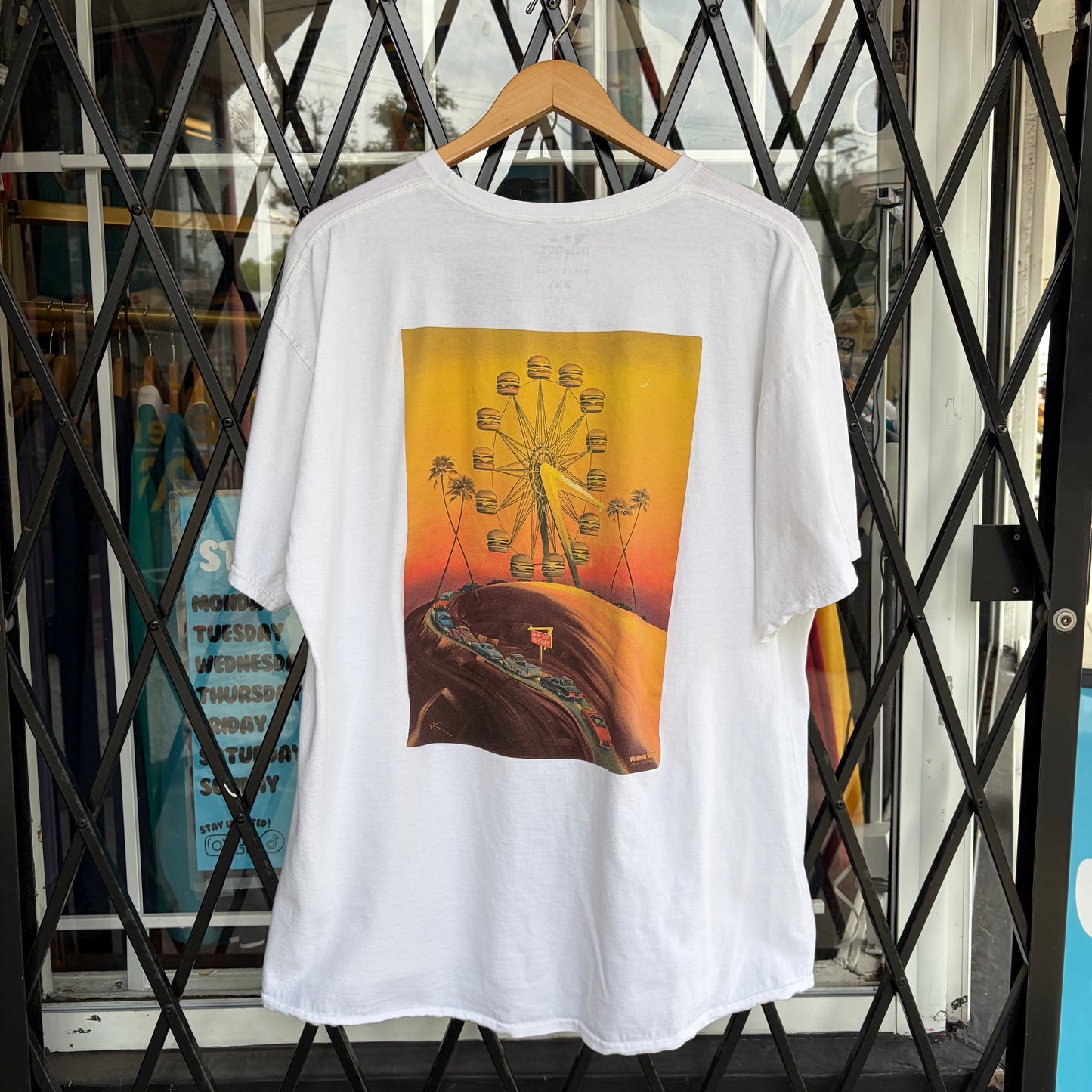 In-N-Out Ferris Wheel Tee - Size XXL