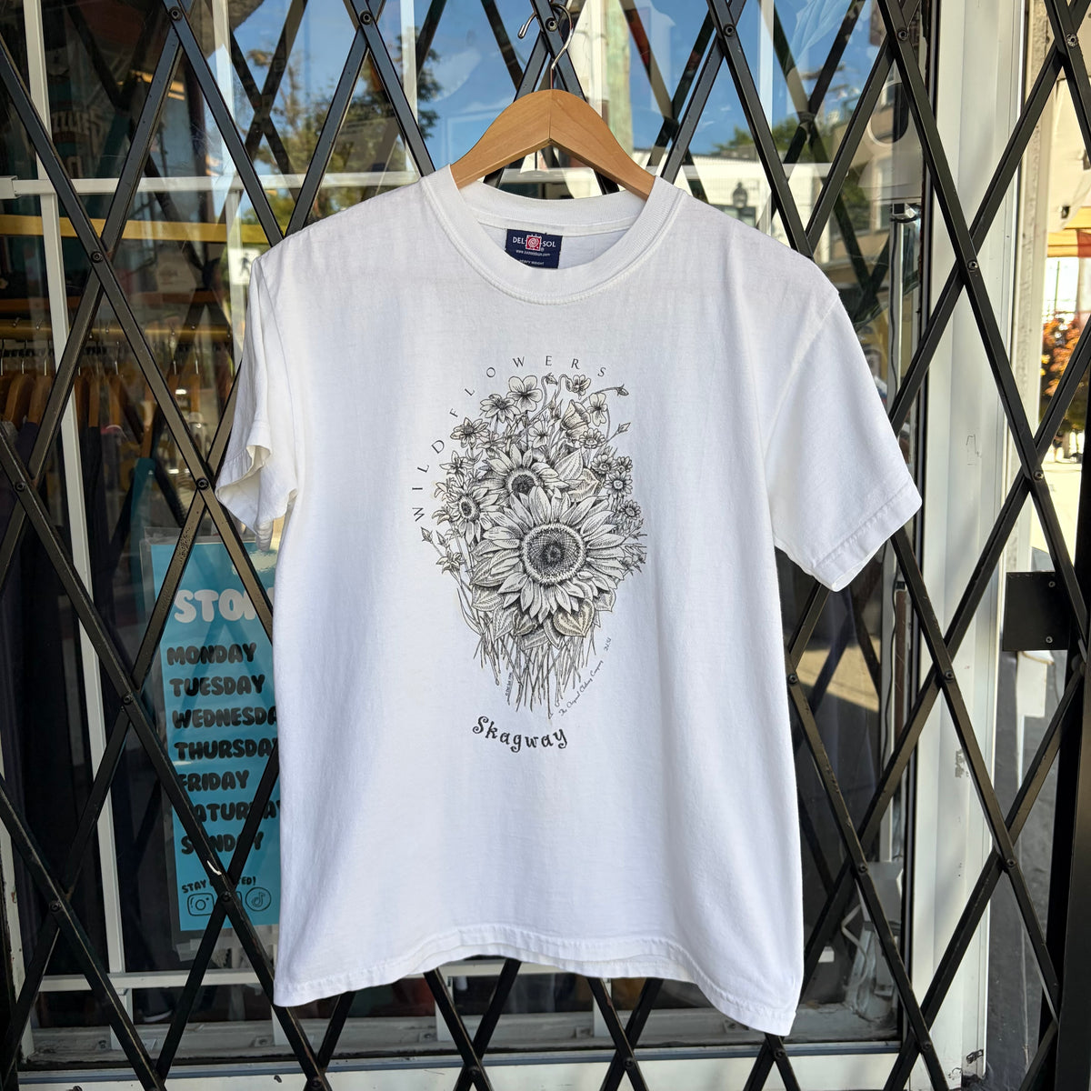 1996 Wildflowers Floral Tee - Size M