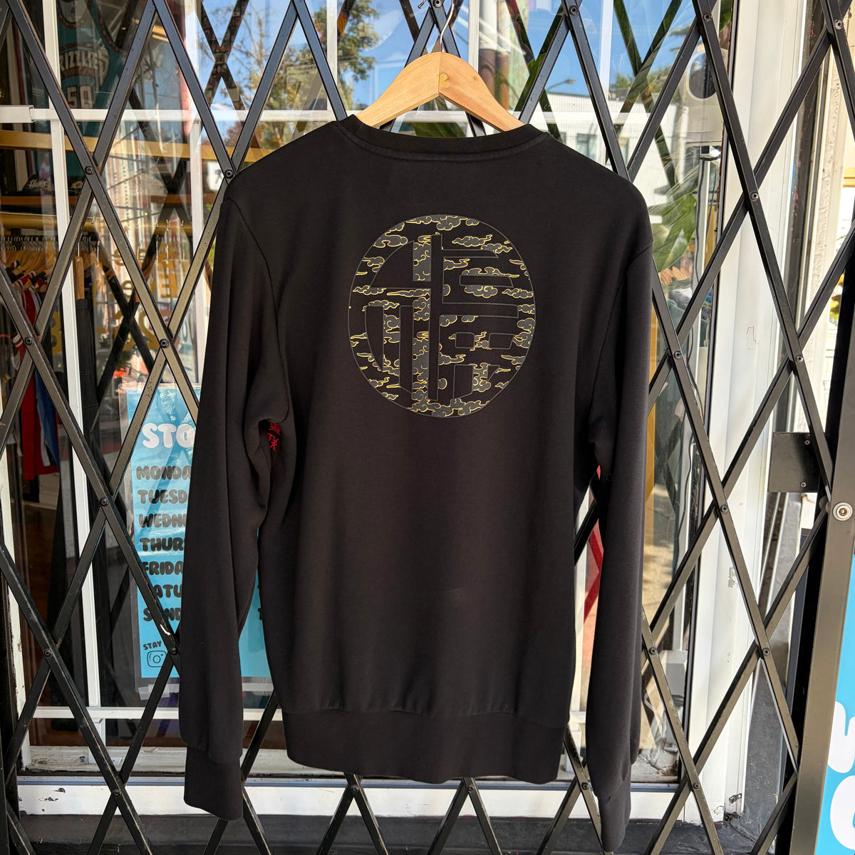 2019-20 Adidas Manchester United Chinese New Year Crewneck - Size M