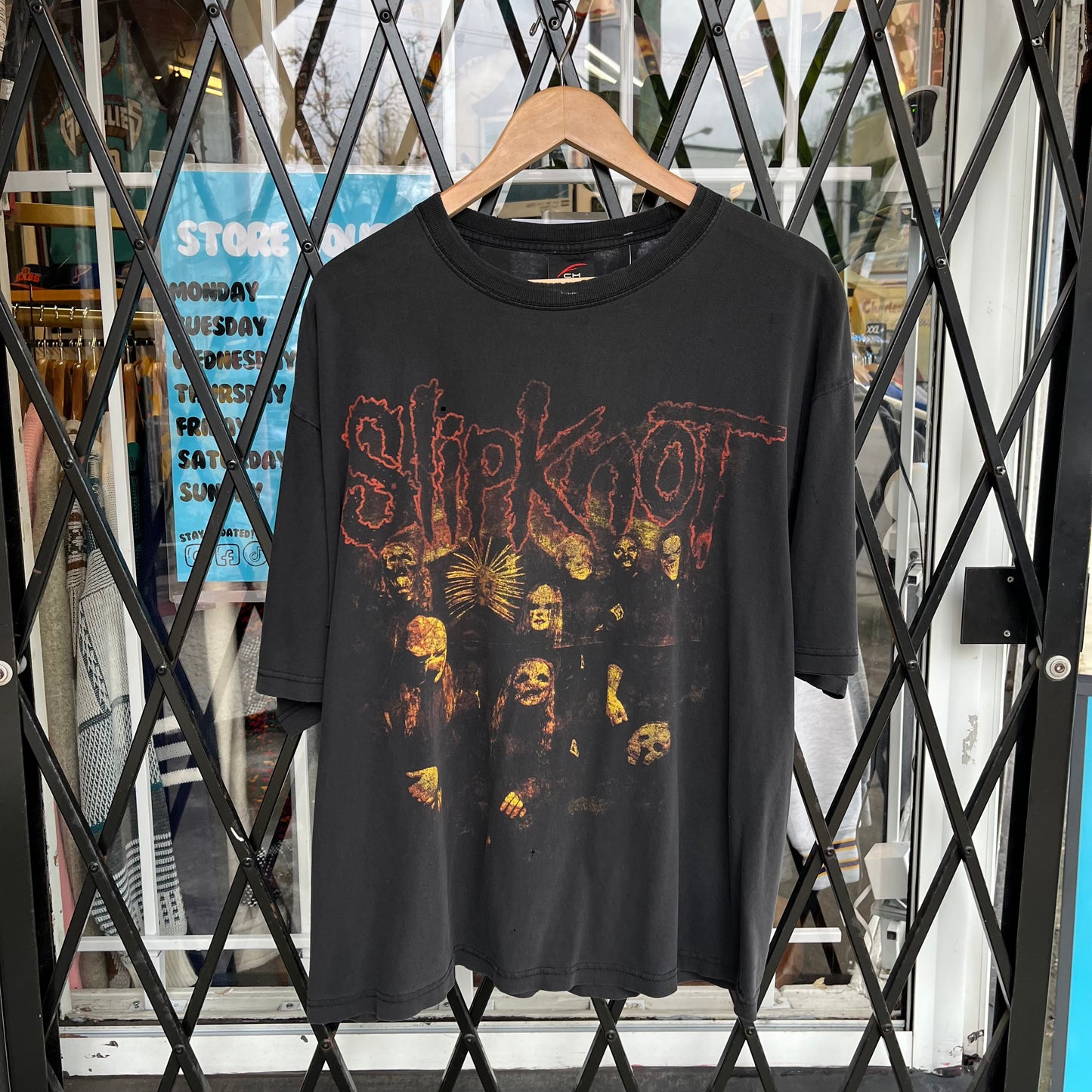 Thrashed Vintage Slipknot Tee - Size XL