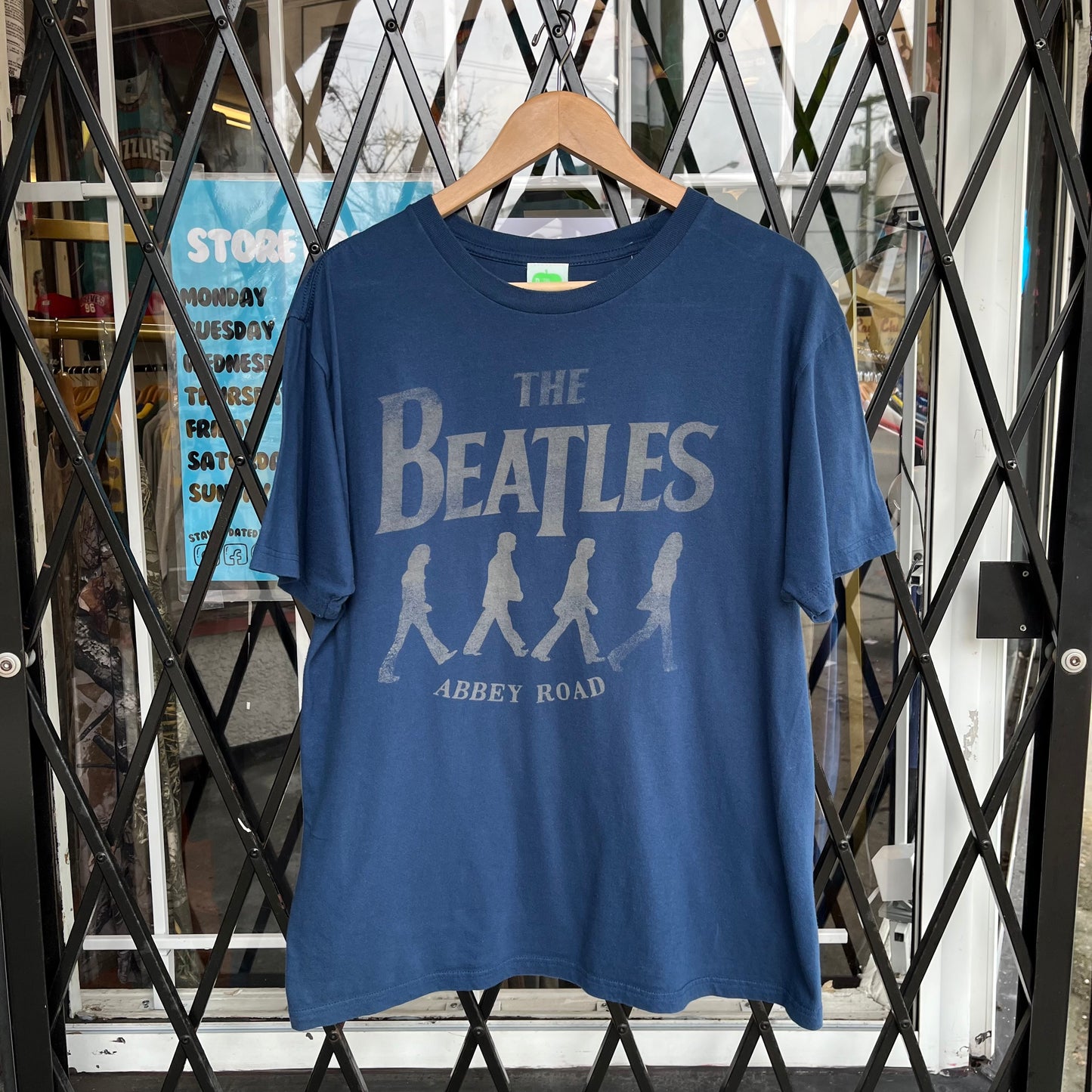 2005 The Beatles Abby Road Tee - Size L