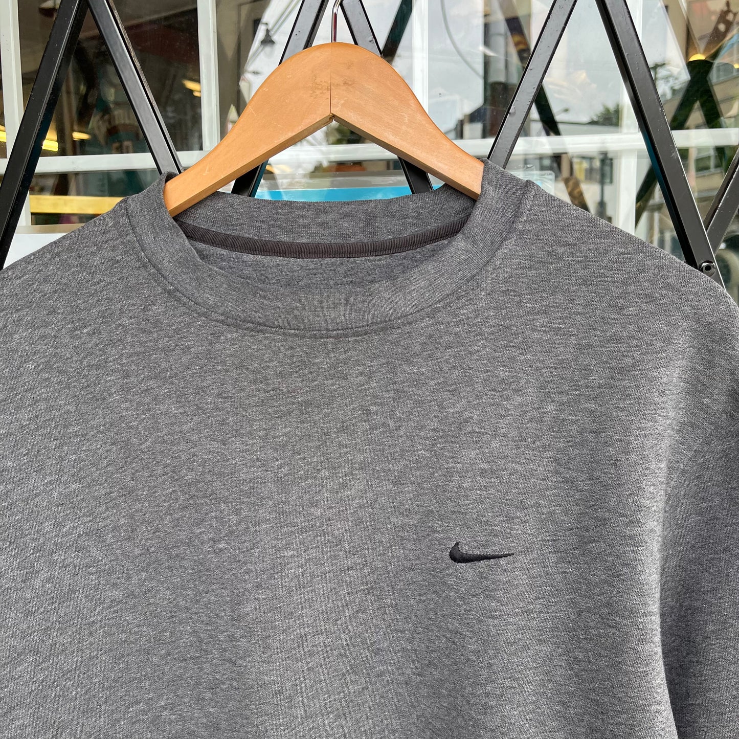Vintage Nike Essential Crewneck - Size M