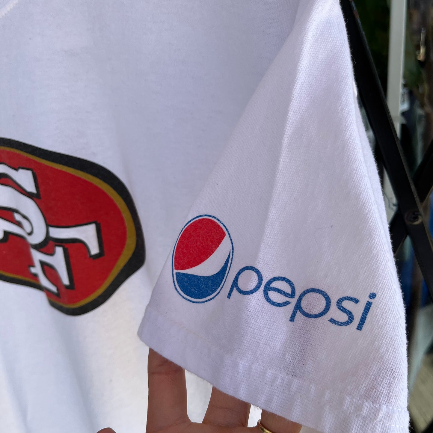 San Francisco 49ers Tee - Size L