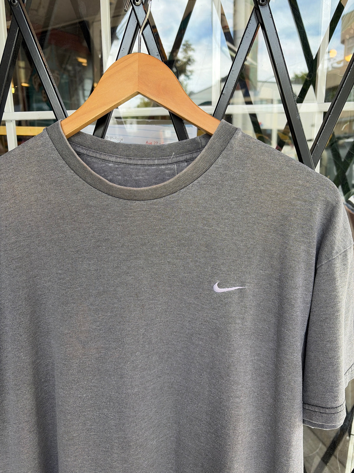 Vintage Nike Essential Tee - Size L