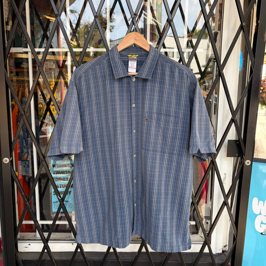 The North Face Short Sleeve Button Up Shirt - Size XL