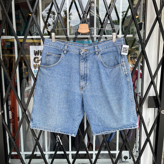 Vintage Wrangler Denim Shorts - Size 36W