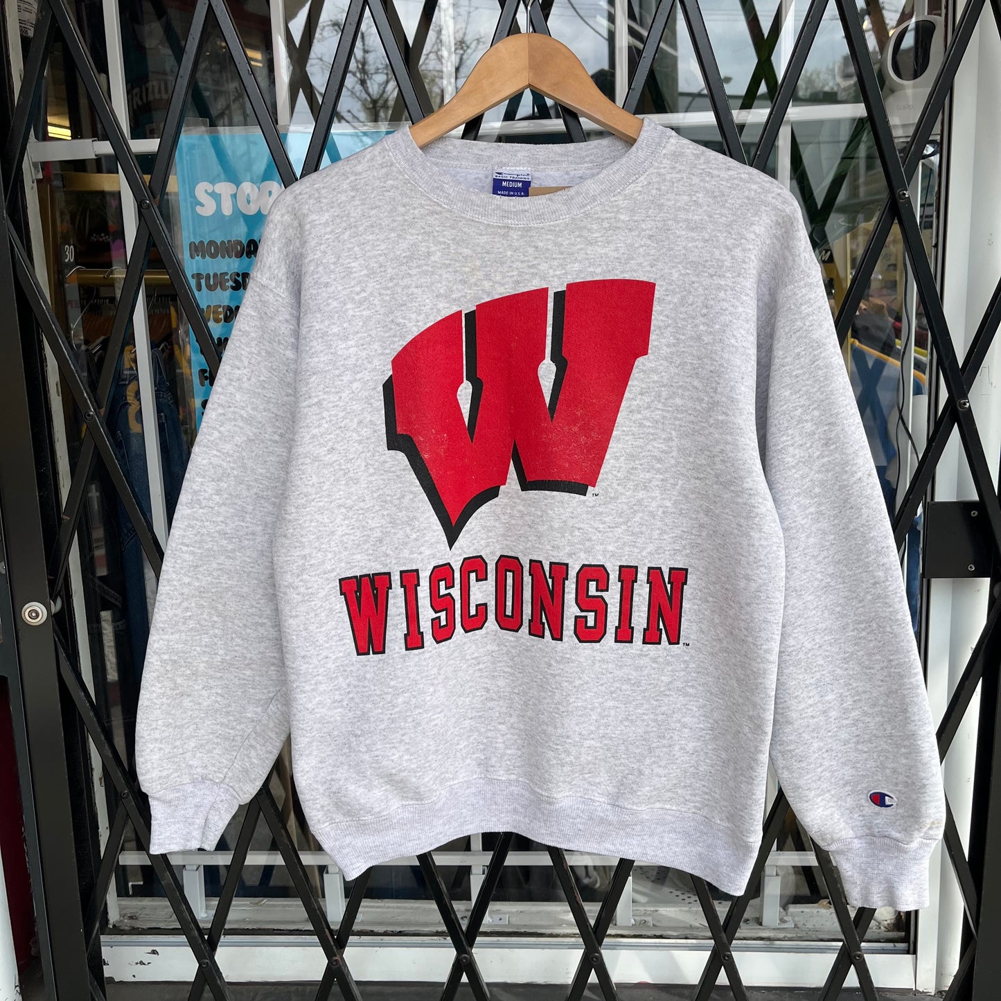 Vintage Champion Wisconsin University Crewneck - Size M