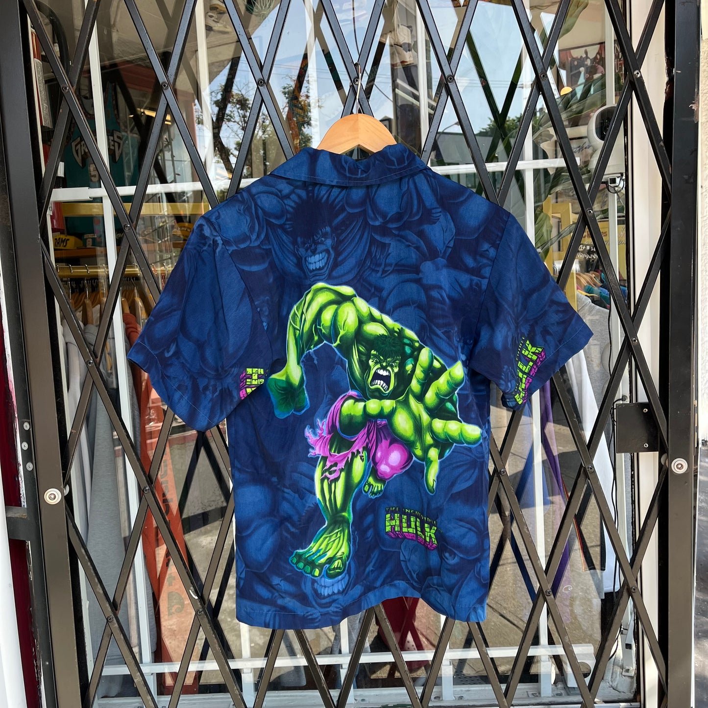 Vintage Y2K The Incredible Hulk Button Up Shirt - Size XS