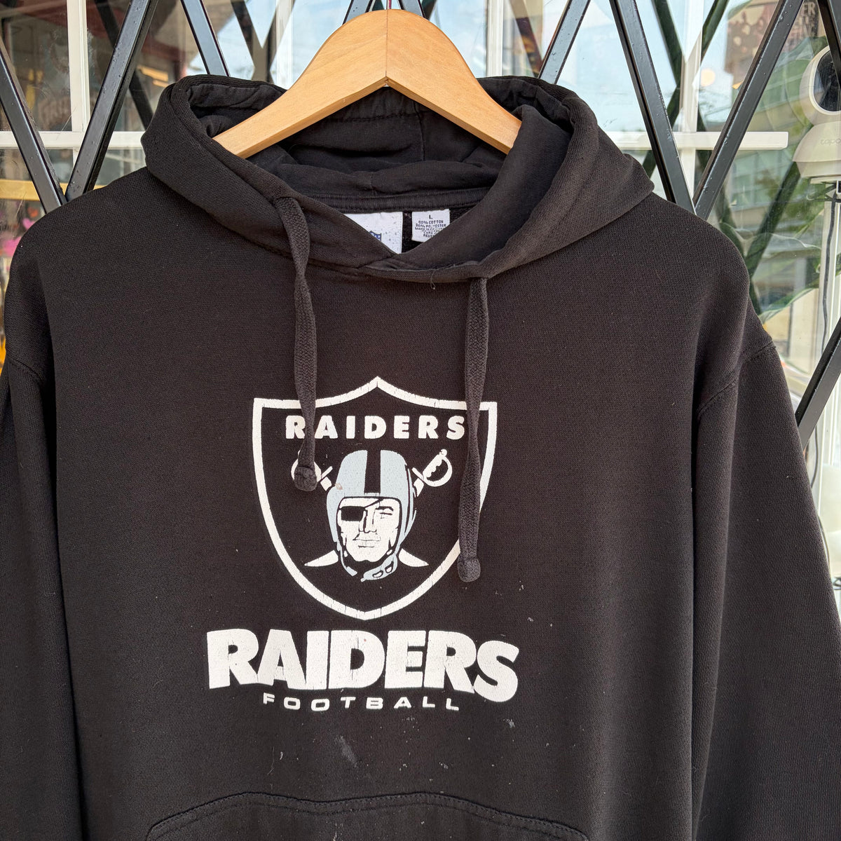Oakland Raiders Hoodie - Size L