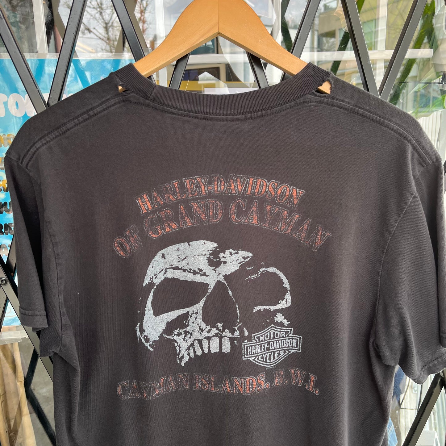 Harley Davidson Cayman Islands Tee - Size L