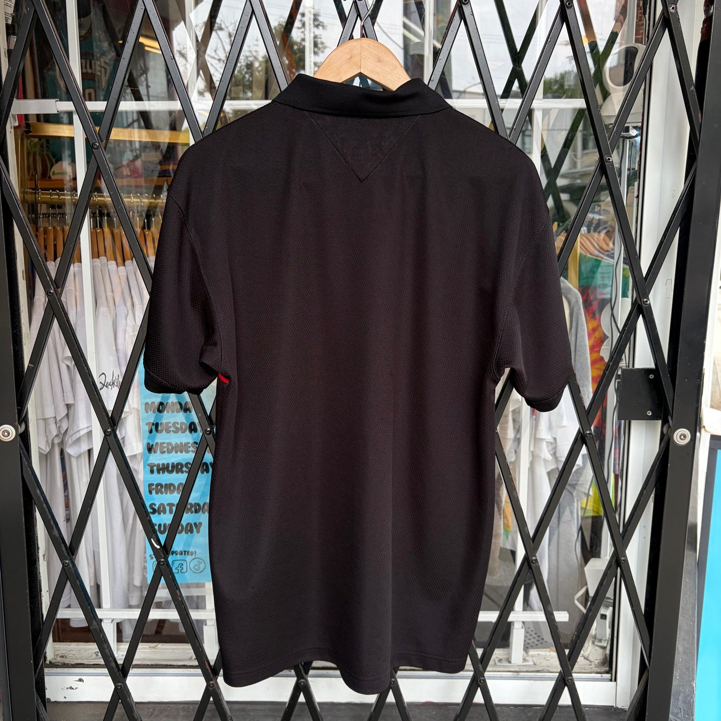 Vintage Tommy Hilfiger Shirt - Size L