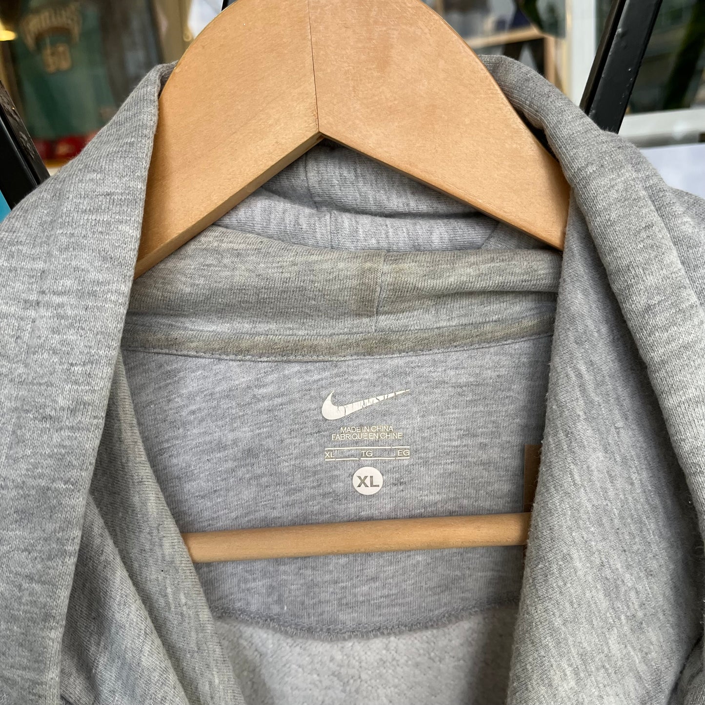 Nike Washington Huskies Mid Swoosh Hoodie - Size XL