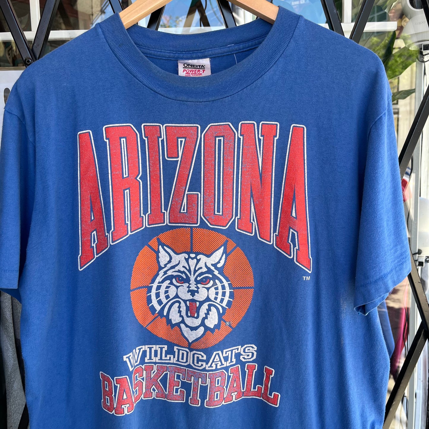 Vintage University of Arizona Wildcats Basketball Tee - Size XL