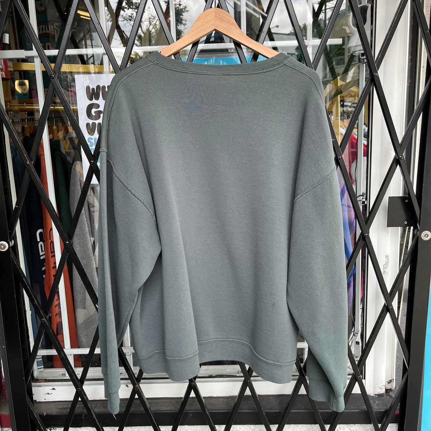 Russell Blank Crewneck - Size XL
